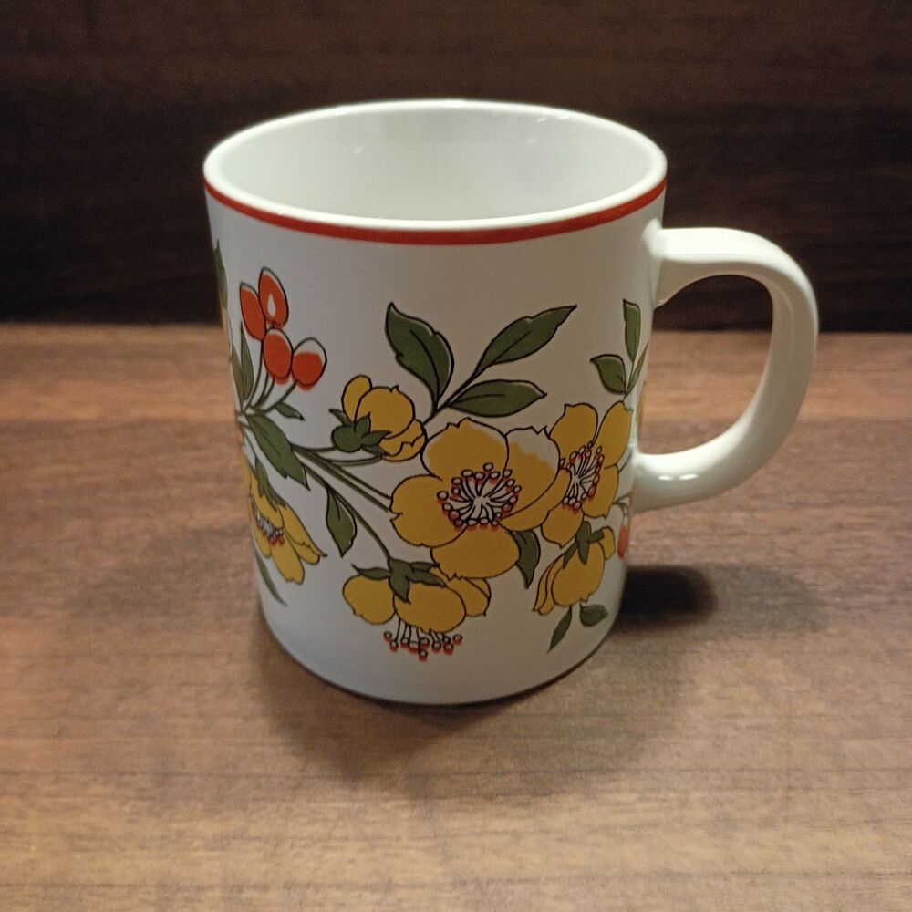Vintage floral coffee mug